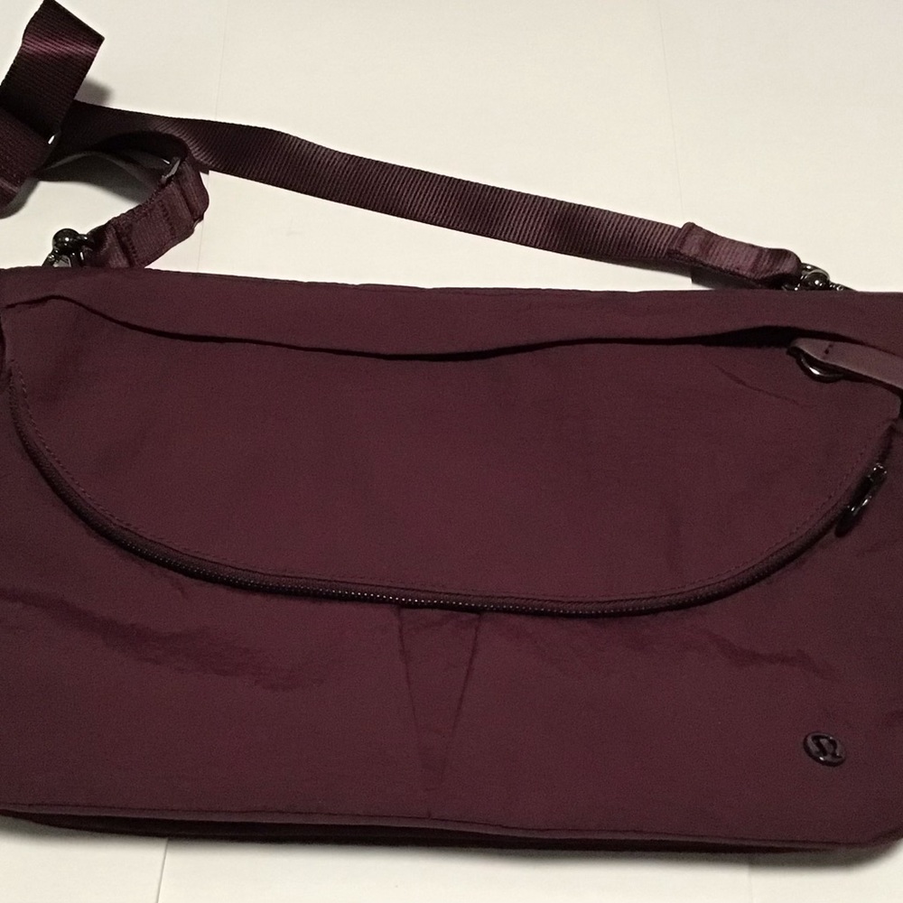 Lululemon bag